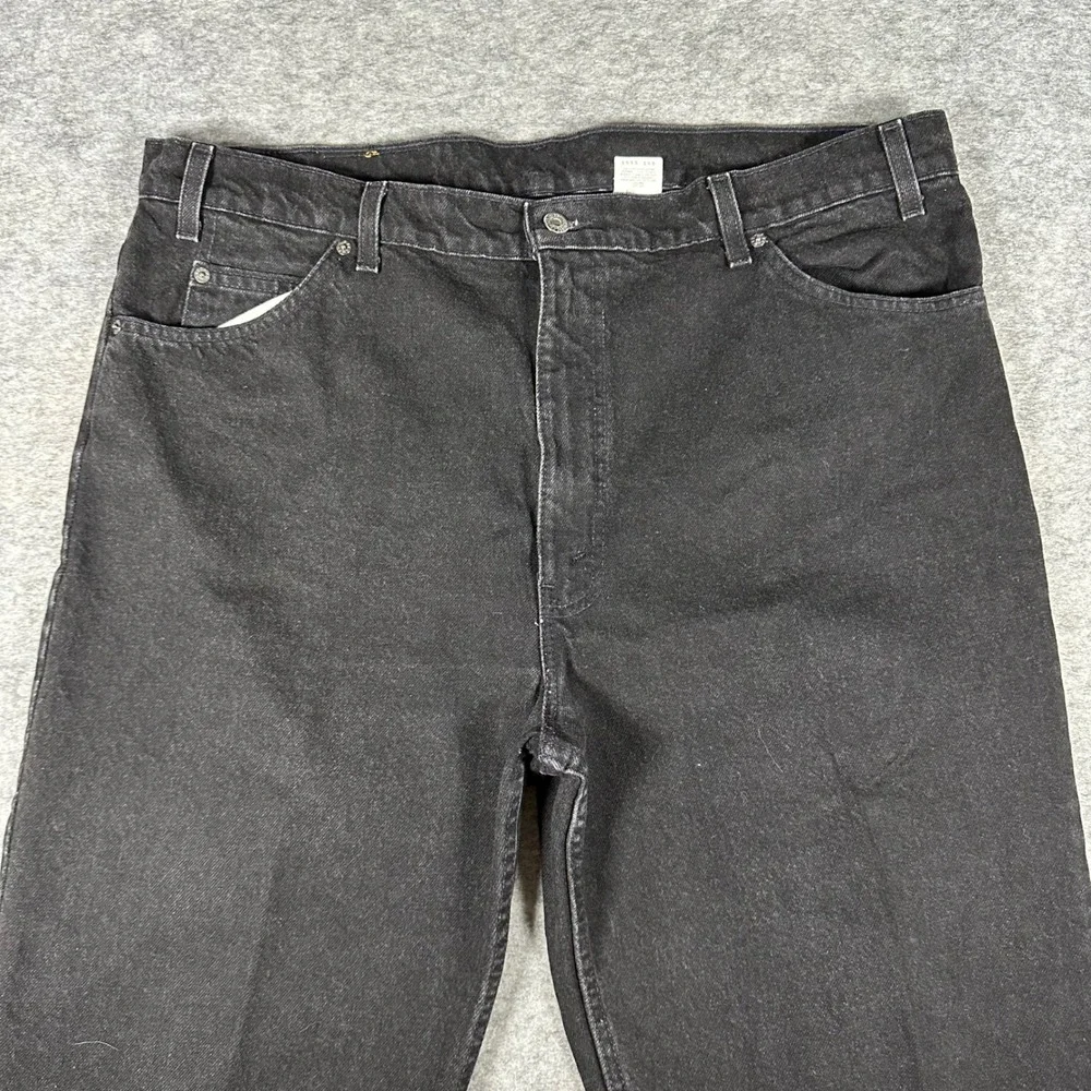Levis measurements waist